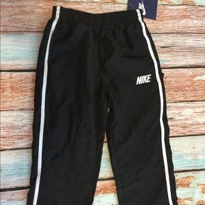 Nike Windbreaker Pants Boys 3T